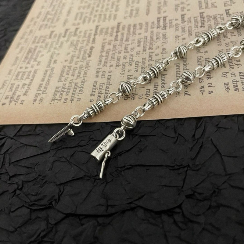 Ch*0me He**ts bracelets